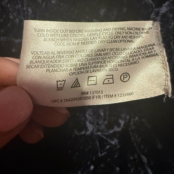 Orvis Women's Navy Blue Crew Neck Sweater - Picture 3 of 7